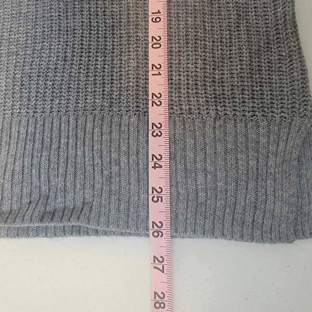 BP Deep V-Neck Ribbed Knit Tunic Sweater Womens XS Grey Long‎ Sleeve Pullover